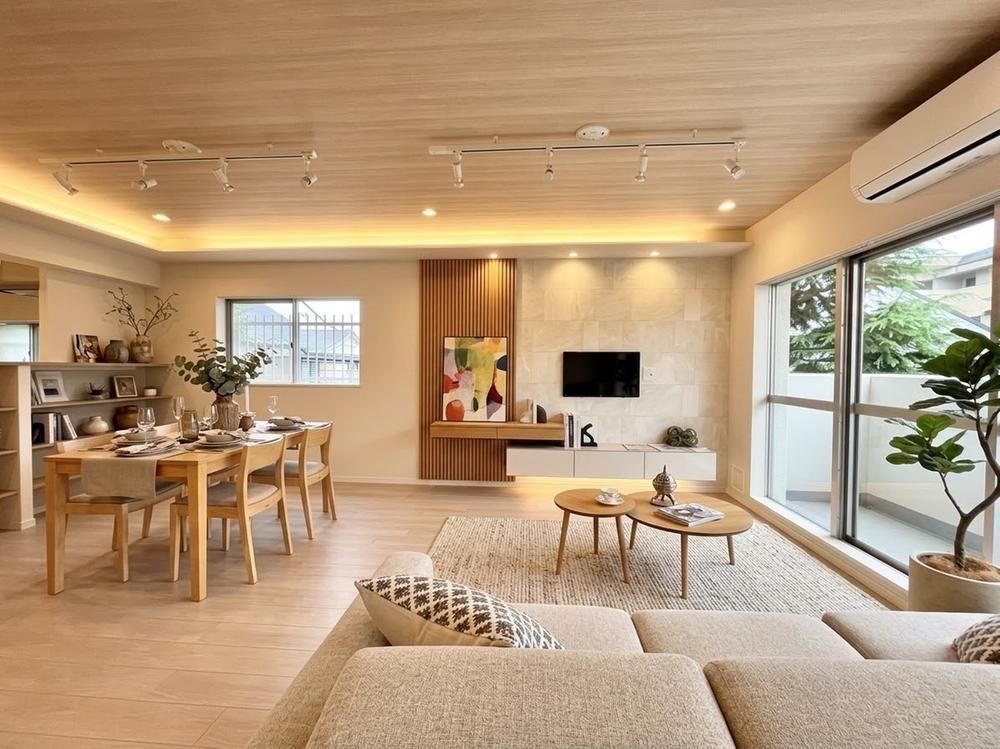4LDK apartment in Nerima Ward, Tokyo - Photo 1