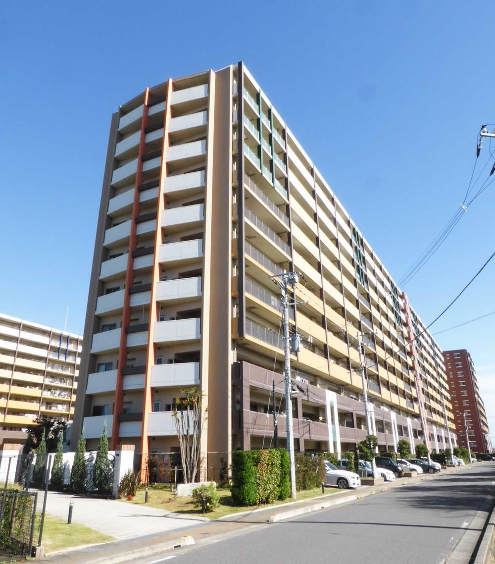 3LDK apartment in Kuki, Saitama - Photo 1