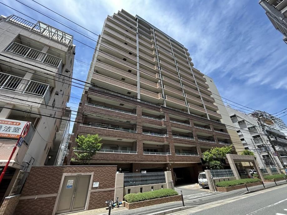 3LDK apartment in Chuo Ward, Fukuoka - Photo 1