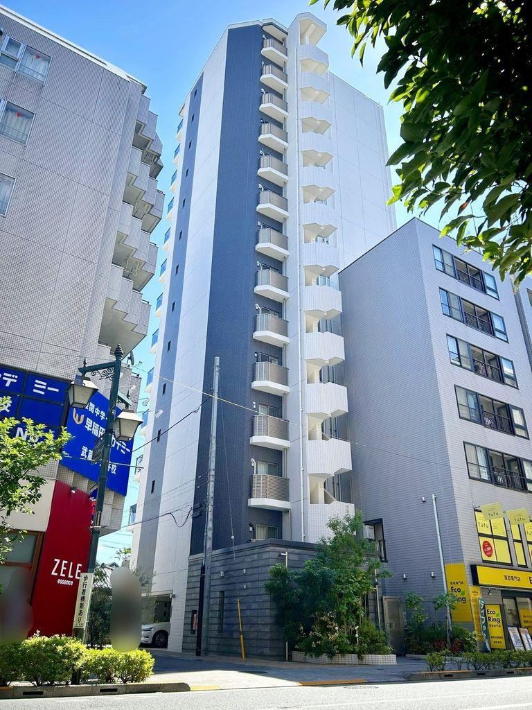 2DK apartment in Koganei, Tokyo - Photo 1