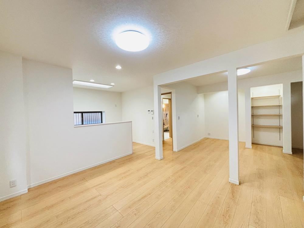 4LDK house in Hino, Tokyo - Photo 1