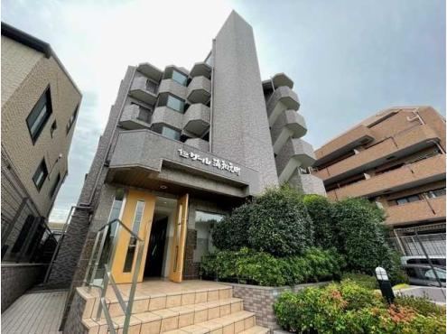 3LDK apartment in Urawa Ward, Saitama - Photo 1