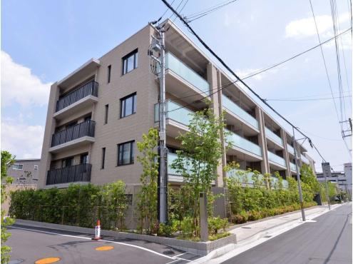 2LDK apartment in Nishinomiya, Hyogo - Photo 1