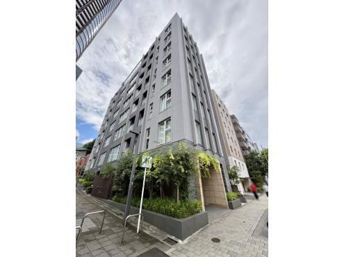 1LDK apartment in Minato Ward, Tokyo - Photo 1