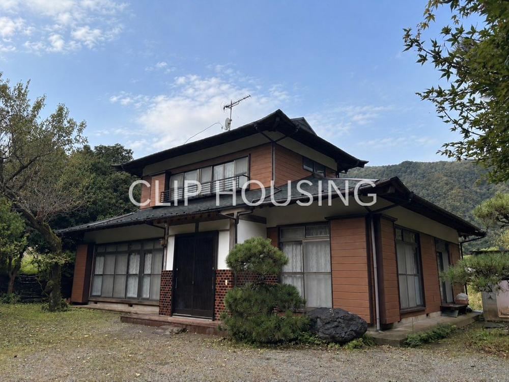 7LDK house in Midori Ward, Sagamihara, Kanagawa - Photo 1
