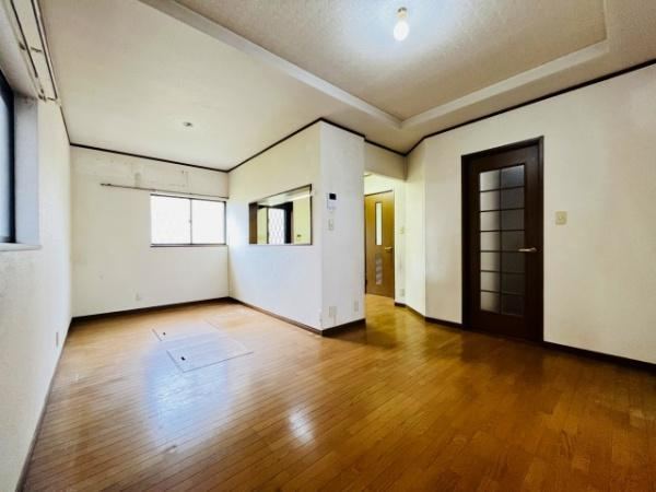 4LDK house in Tawaramoto, Shiki District, Nara - Photo 1