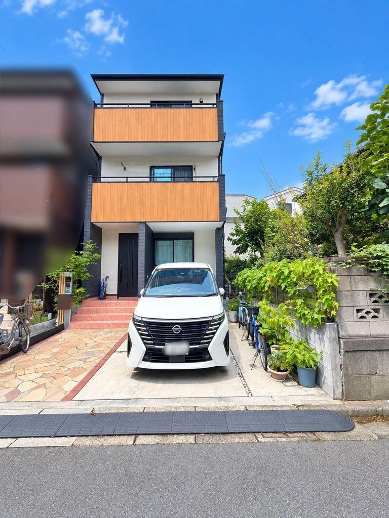 3LDK+S house in Edogawa Ward, Tokyo - Photo 1