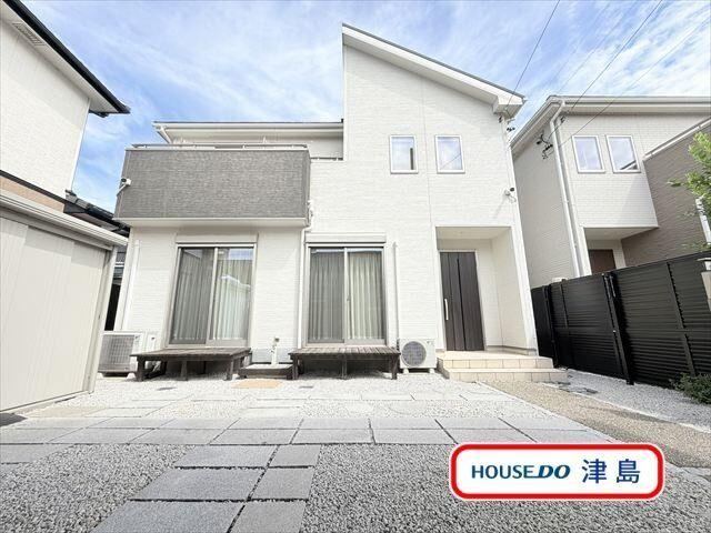 4LDK house in Aisai, Aichi - Photo 1