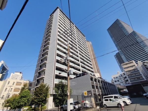2LDK apartment in Kita Ward, Osaka - Photo 1