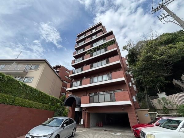 4LDK apartment in Higashinada Ward, Kobe, Hyogo - Photo 1