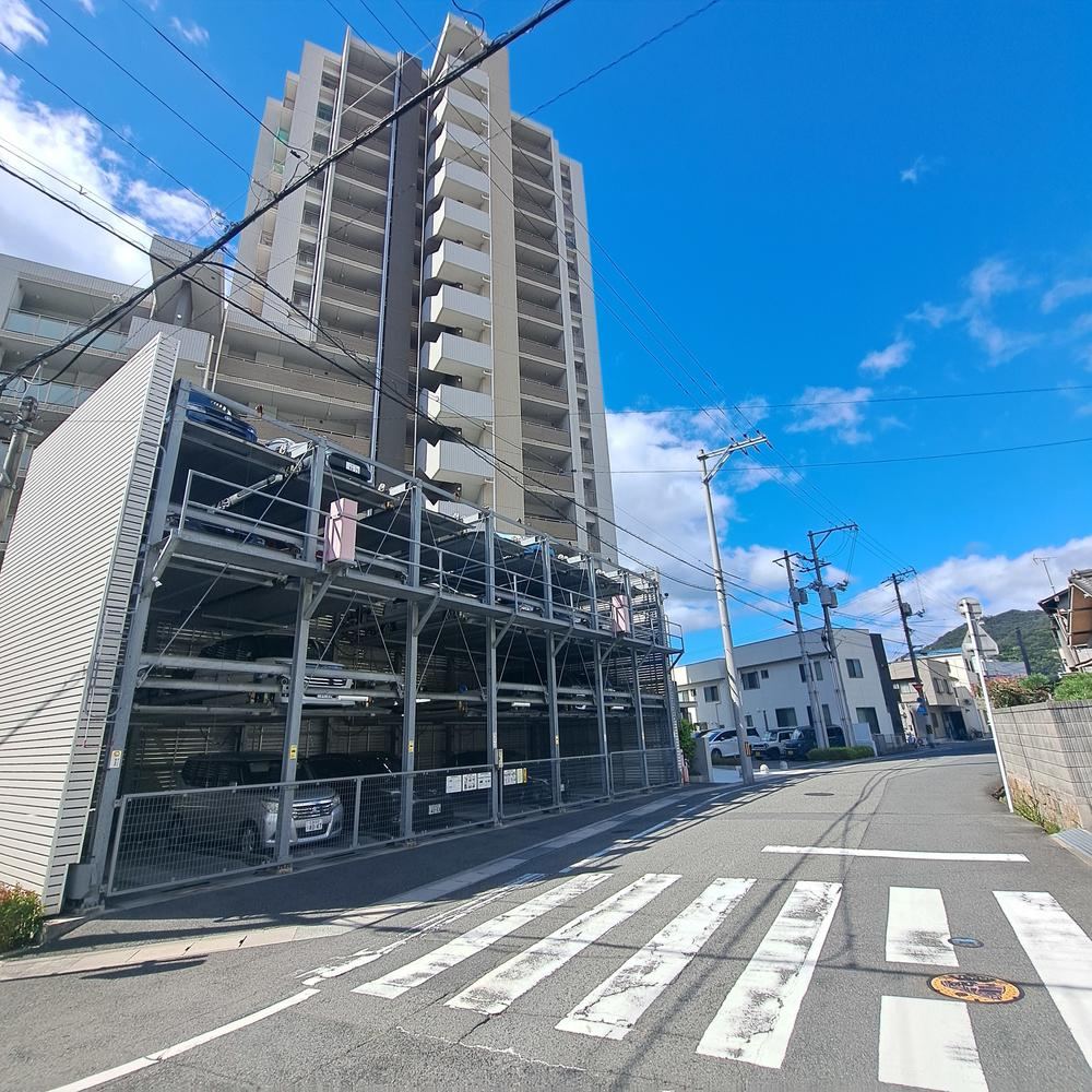 2LDK apartment in Kure, Hiroshima - Photo 1
