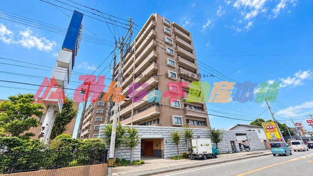 3LDK apartment in Kurume, Fukuoka - Photo 1