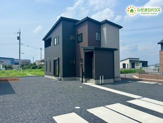 4LDK house in Hanyu, Saitama - Photo 1