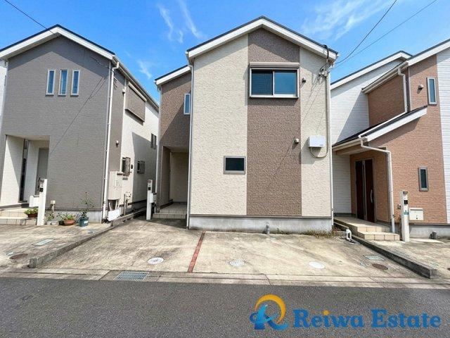 4LDK+S house in Samukawa, Koza District, Kanagawa - Photo 1