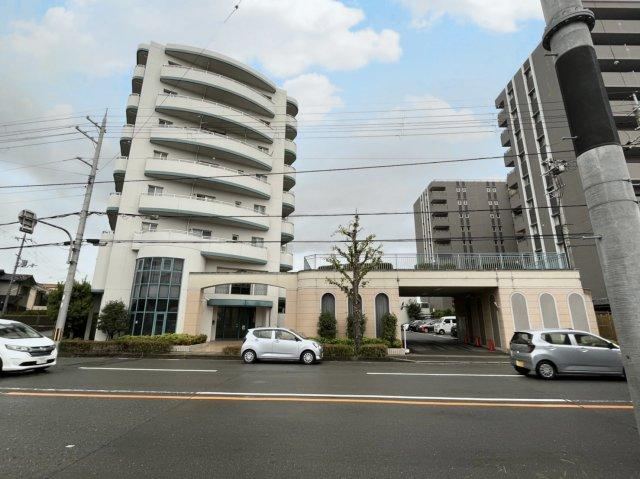 3LDK apartment in Fushimi Ward, Kyoto - Photo 1