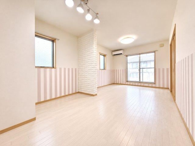 4LDK house in Hirano Ward, Osaka - Photo 1