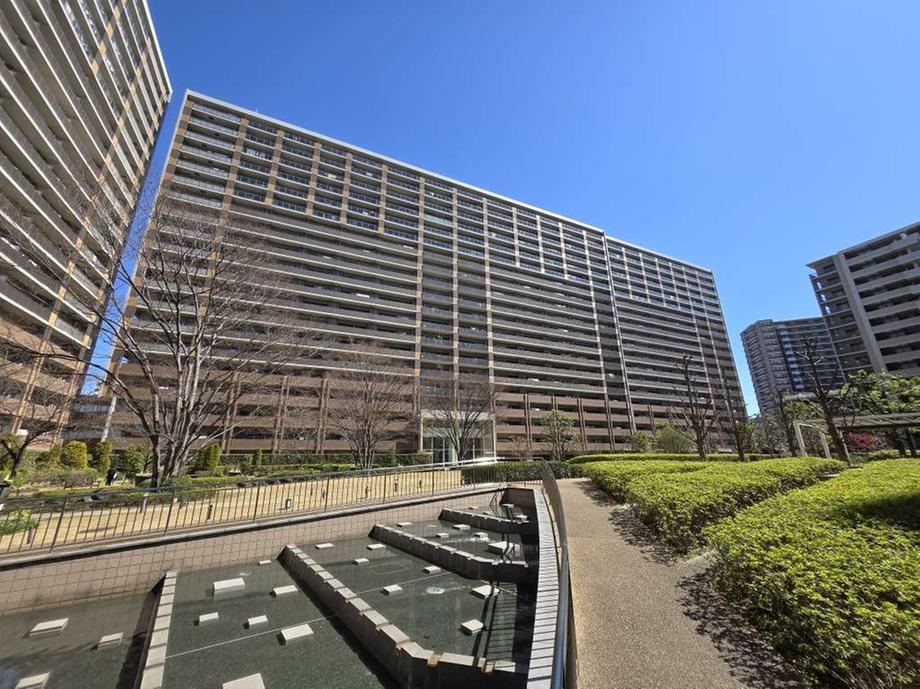 3LDK apartment in Koto Ward, Tokyo - Photo 1