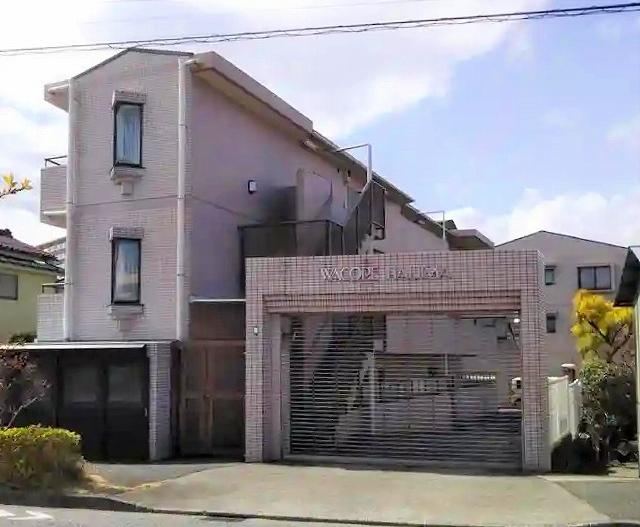 3LDK apartment in Akishima, Tokyo - Photo 1