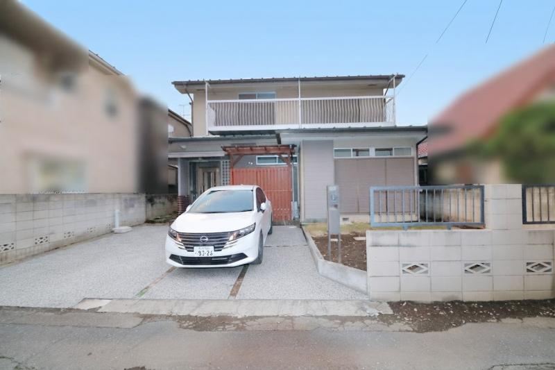 5LDK house in Fuchu, Tokyo - Photo 1