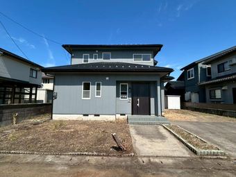 4LDK+S house in Himi