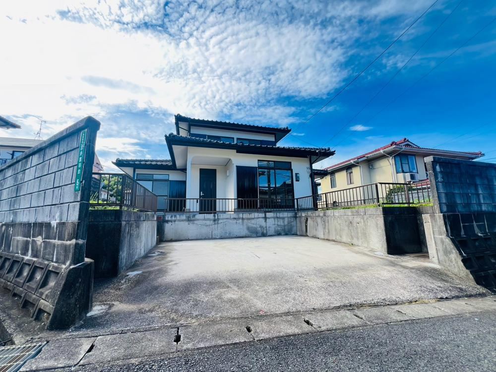 4LDK house in Kokuraminami Ward, Kitakyushu, Fukuoka - Photo 1