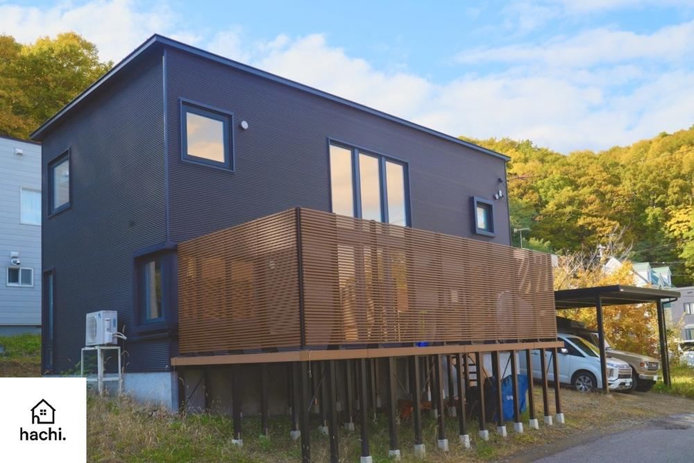 4LDK house in Teine Ward, Sapporo, Hokkaido - Photo 1