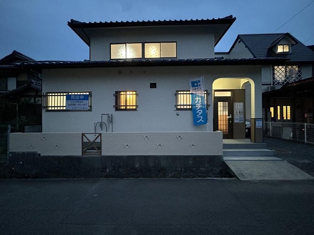 3LDK house in Matsuyama, Ehime - Photo 1