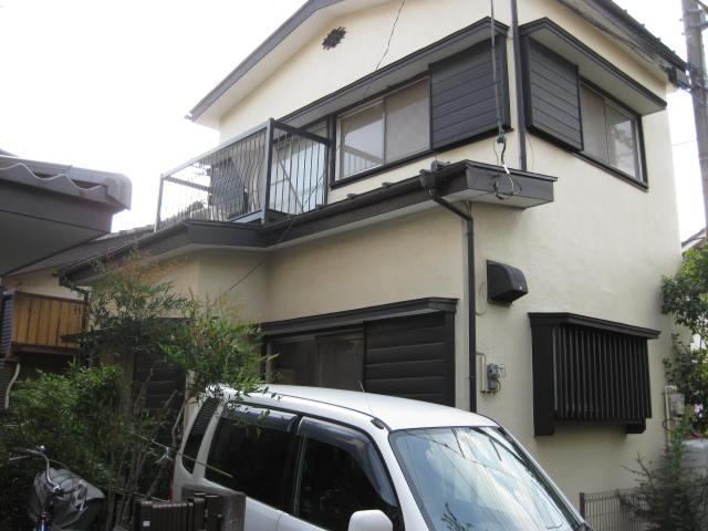 2LDK house in Sakado, Saitama - Photo 1