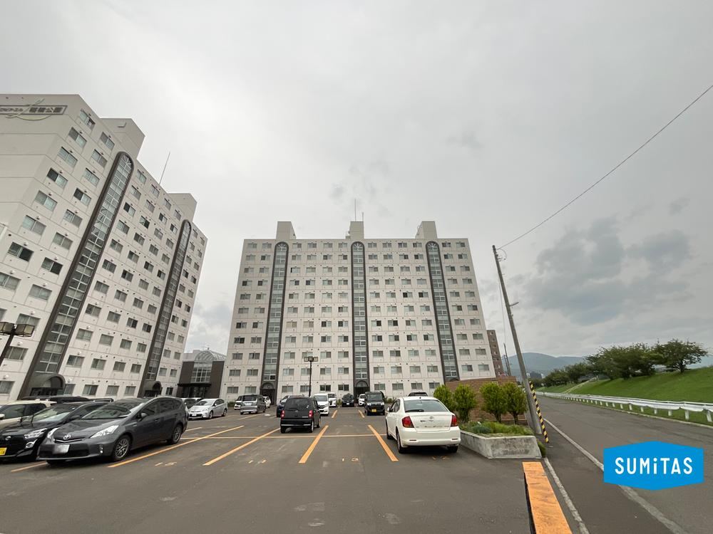 3LDK apartment in Teine Ward, Sapporo, Hokkaido - Photo 1