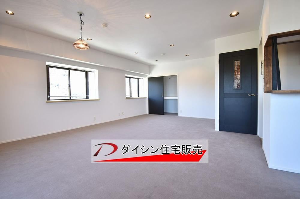 2LDK apartment in Higashi Ward, Hiroshima - Photo 1