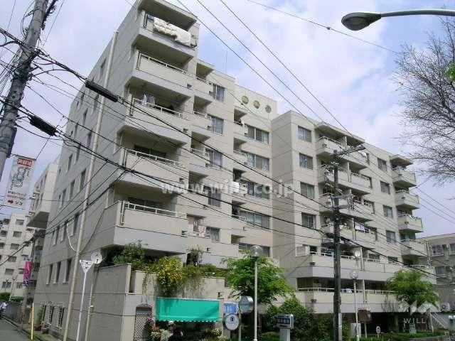 2LDK apartment in Toyonaka, Osaka - Photo 1