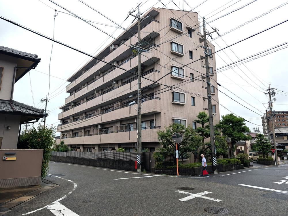 4LDK+S apartment in Seto, Aichi - Photo 1