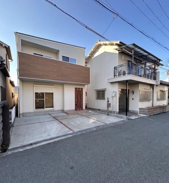 4LDK+S house in Kishiwada, Osaka - Photo 1