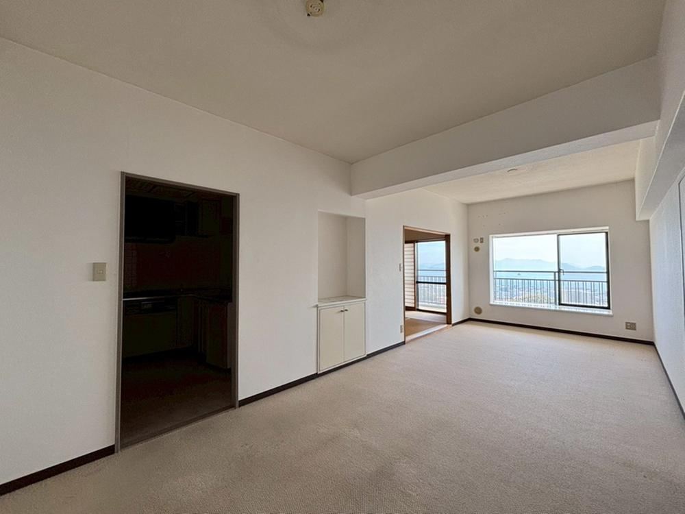 3LDK apartment in Nishi Ward, Hiroshima - Photo 1