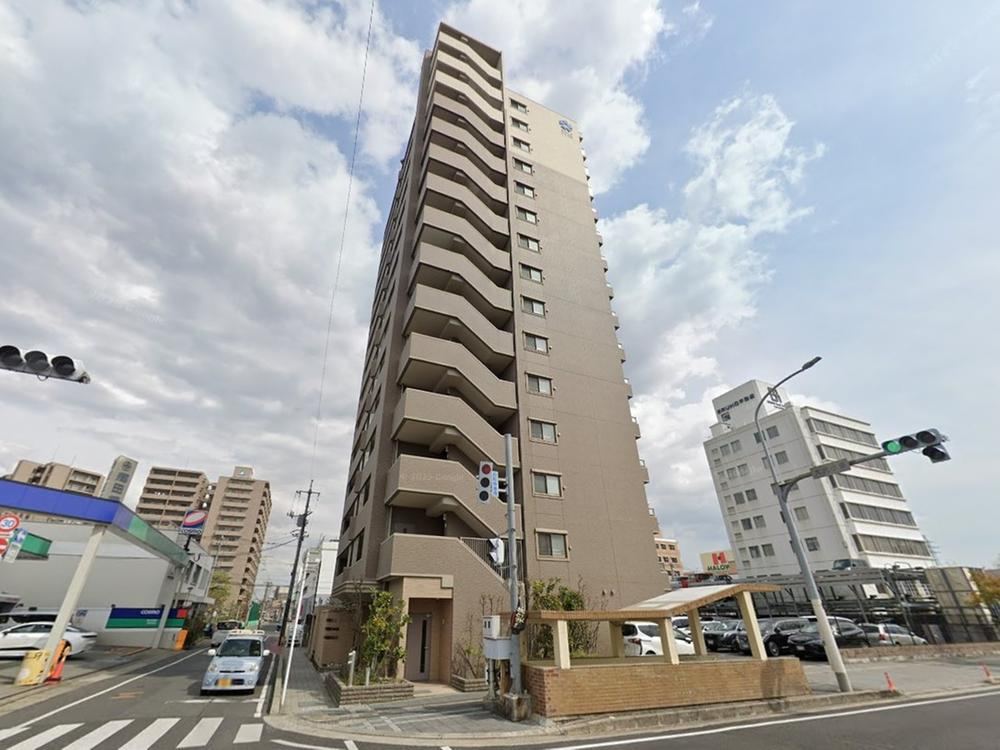 3LDK apartment in Kita Ward, Okayama - Photo 1
