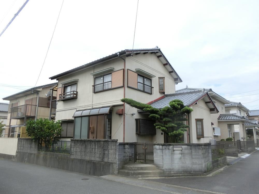 4LDK house in Yokkaichi, Mie - Photo 1