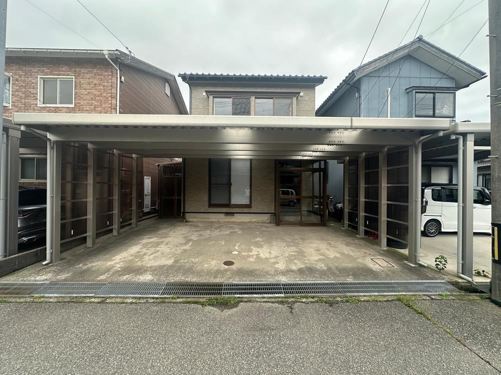 5LDK house in Kanazawa, Ishikawa - Photo 1