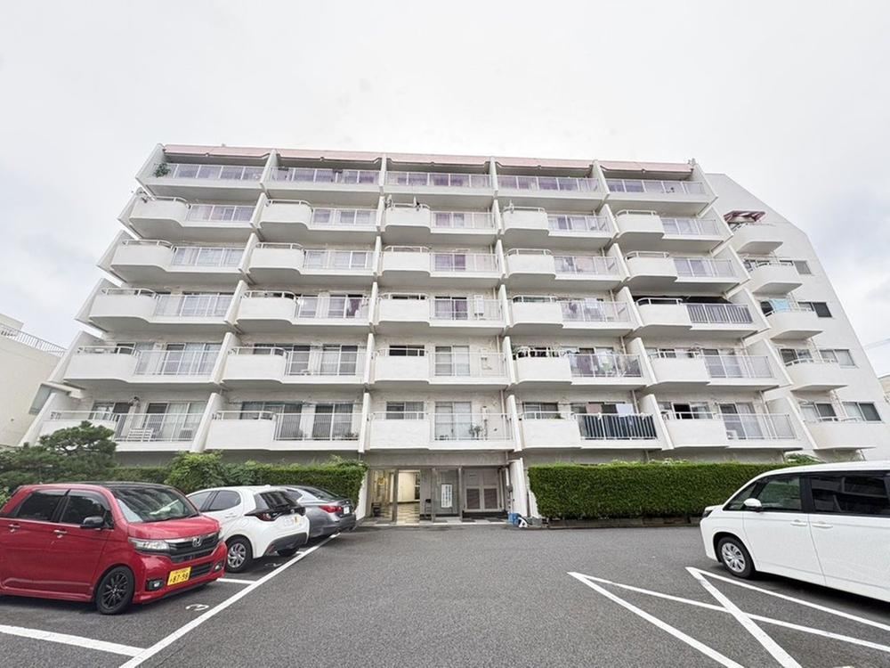 3LDK apartment in Ichikawa, Chiba - Photo 1