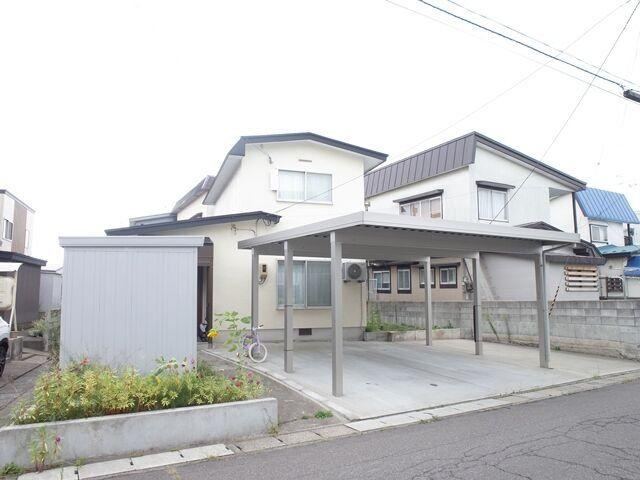 4LDK house in Aomori, Aomori - Photo 1