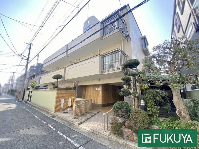 2LDK+S apartment in Higashinada Ward, Kobe, Hyogo - Photo 1