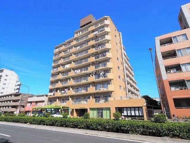 2LDK apartment in Itabashi Ward, Tokyo - Photo 1
