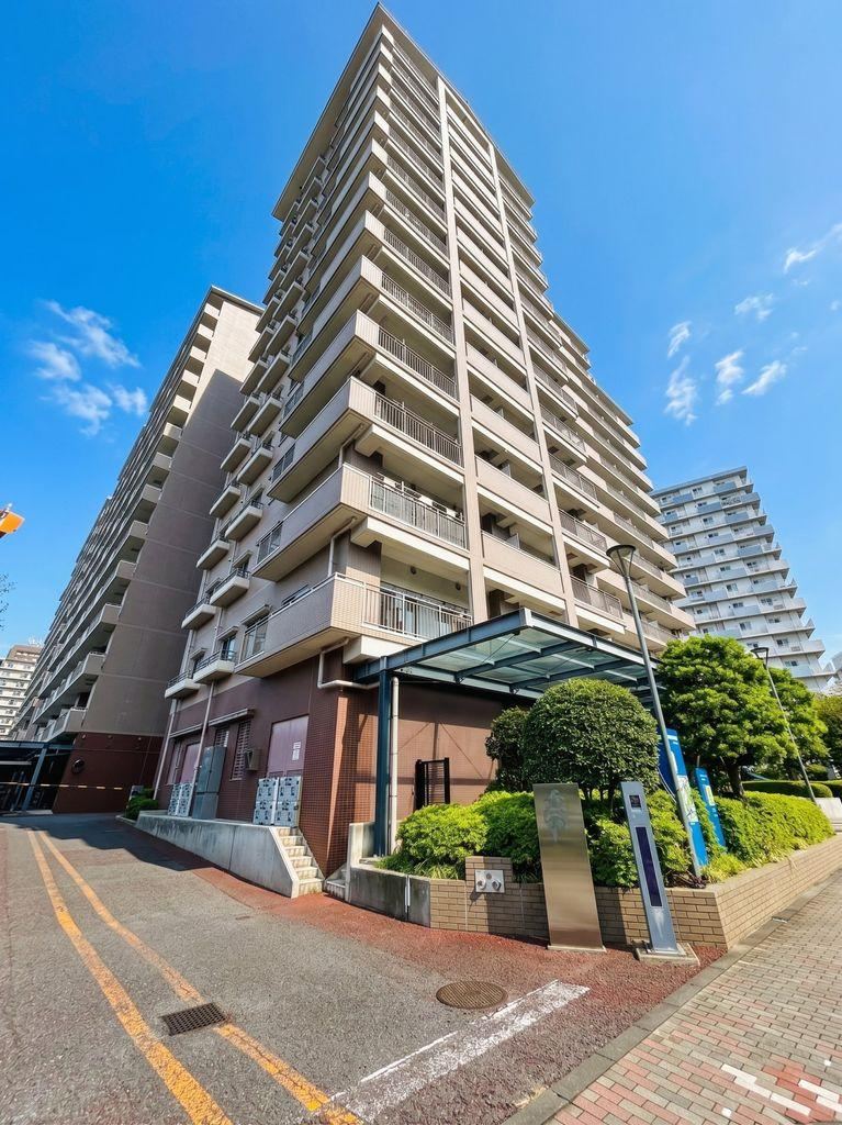 2LDK apartment in Koto Ward, Tokyo - Photo 1