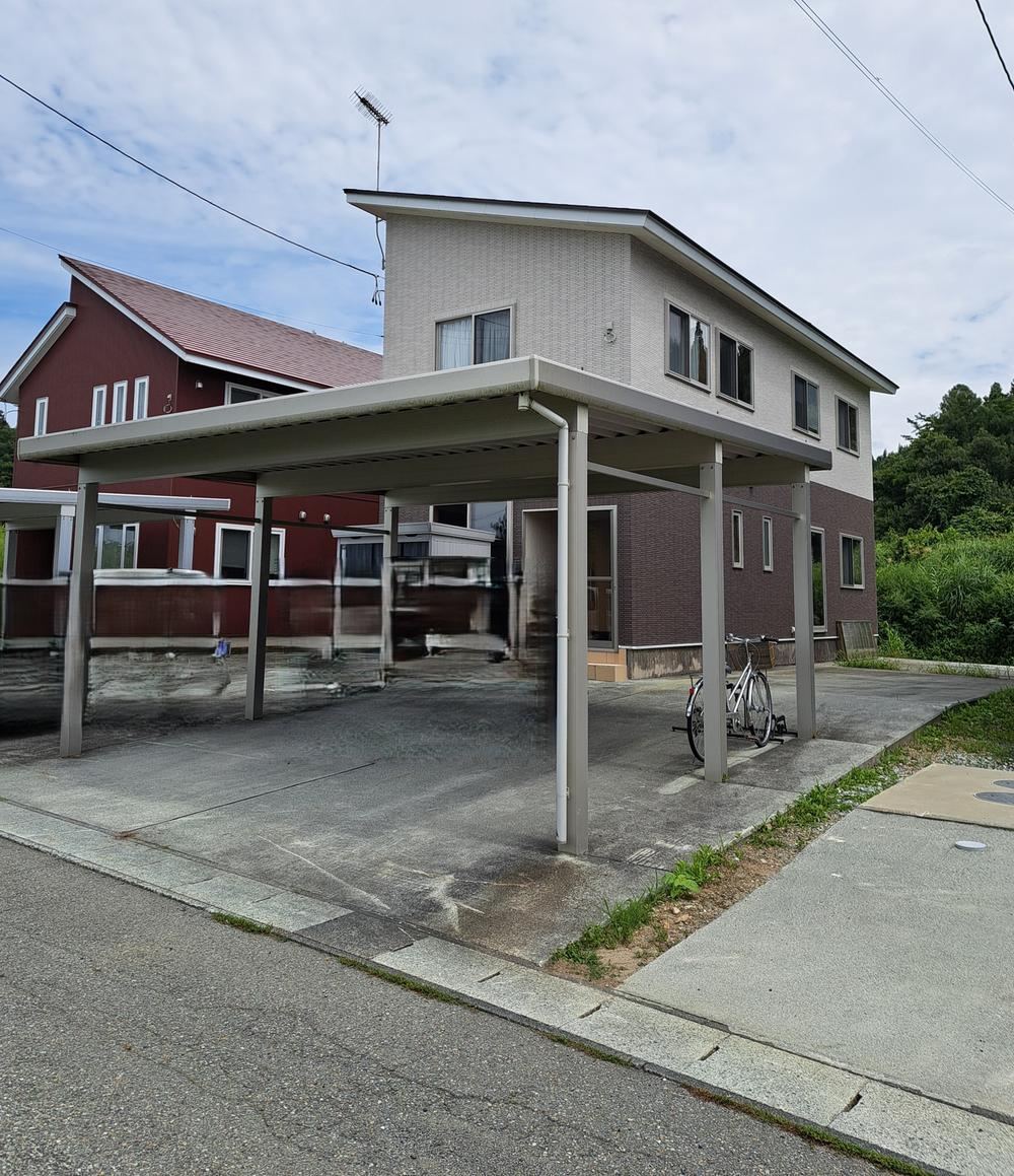 4LDK house in Shinjo, Yamagata - Photo 1