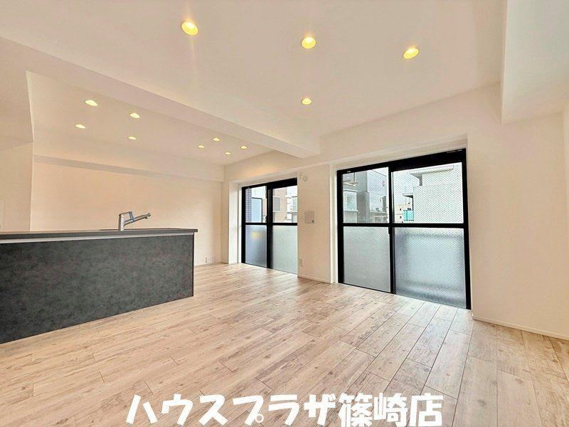 1LDK apartment in Sumida Ward, Tokyo - Photo 1