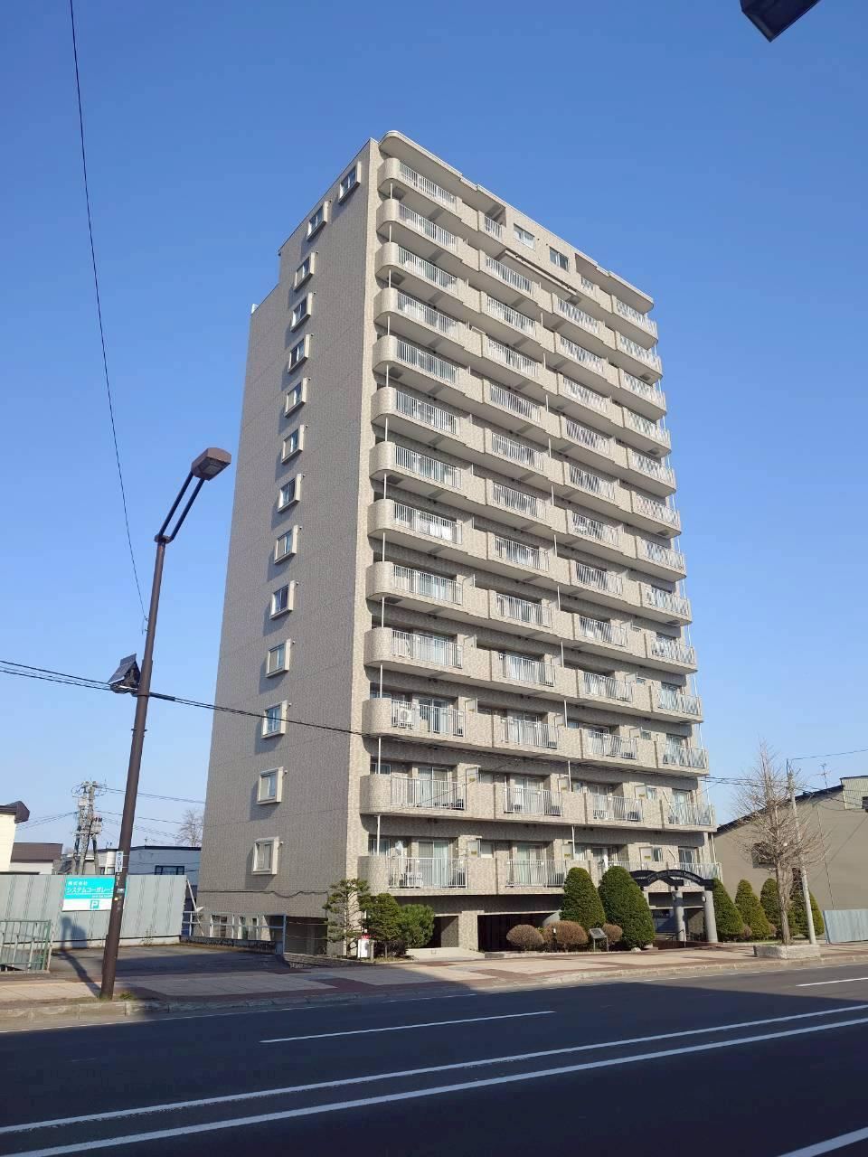 3LDK apartment in Asahikawa, Hokkaido - Photo 1