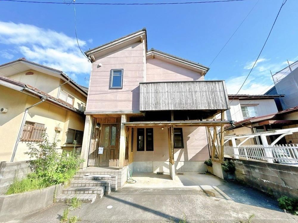 4LDK house in Nishi Ward, Niigata - Photo 1