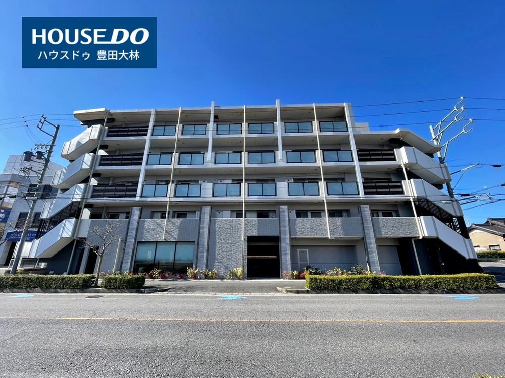 3LDK+S apartment in Toyota, Aichi - Photo 1