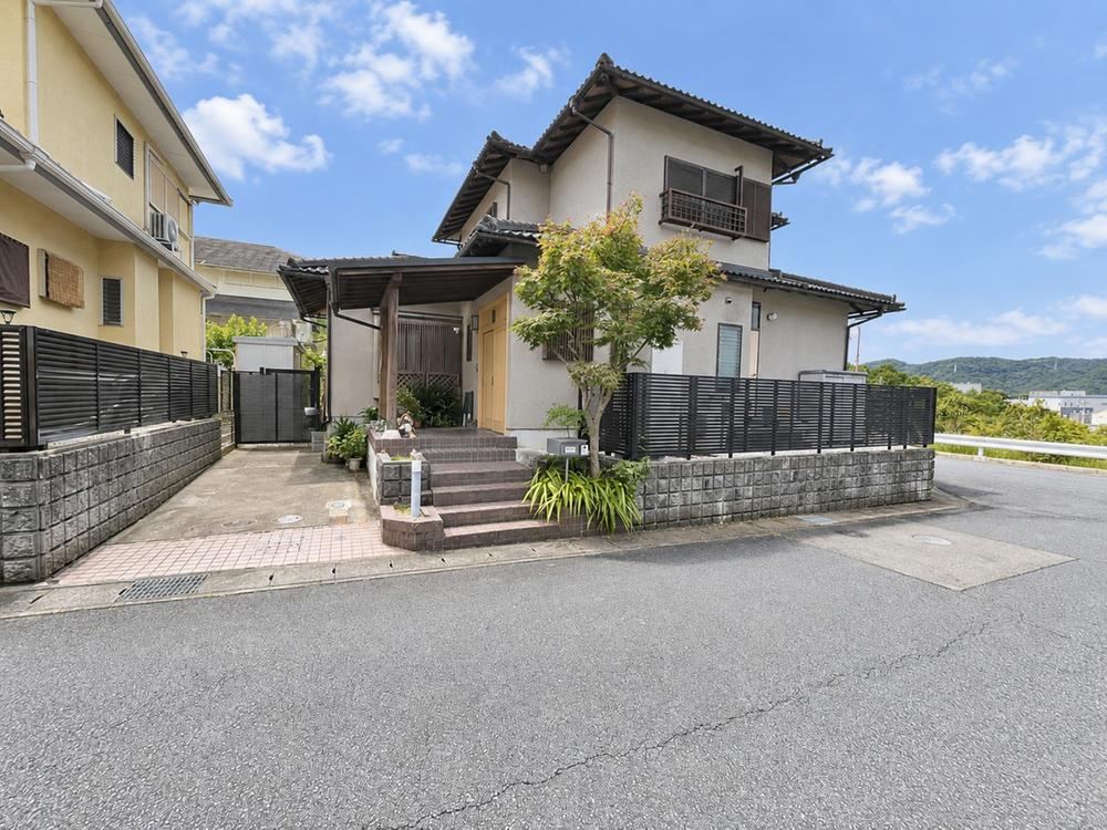 5LDK house in Otsu, Shiga - Photo 1
