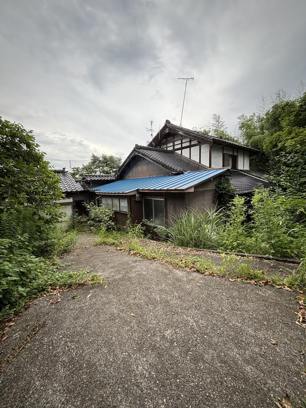 5K house in Himi, Toyama - Photo 1