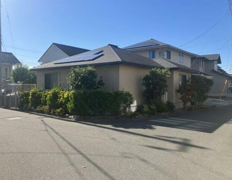 2LDK house in Matsuyama, Ehime - Photo 1